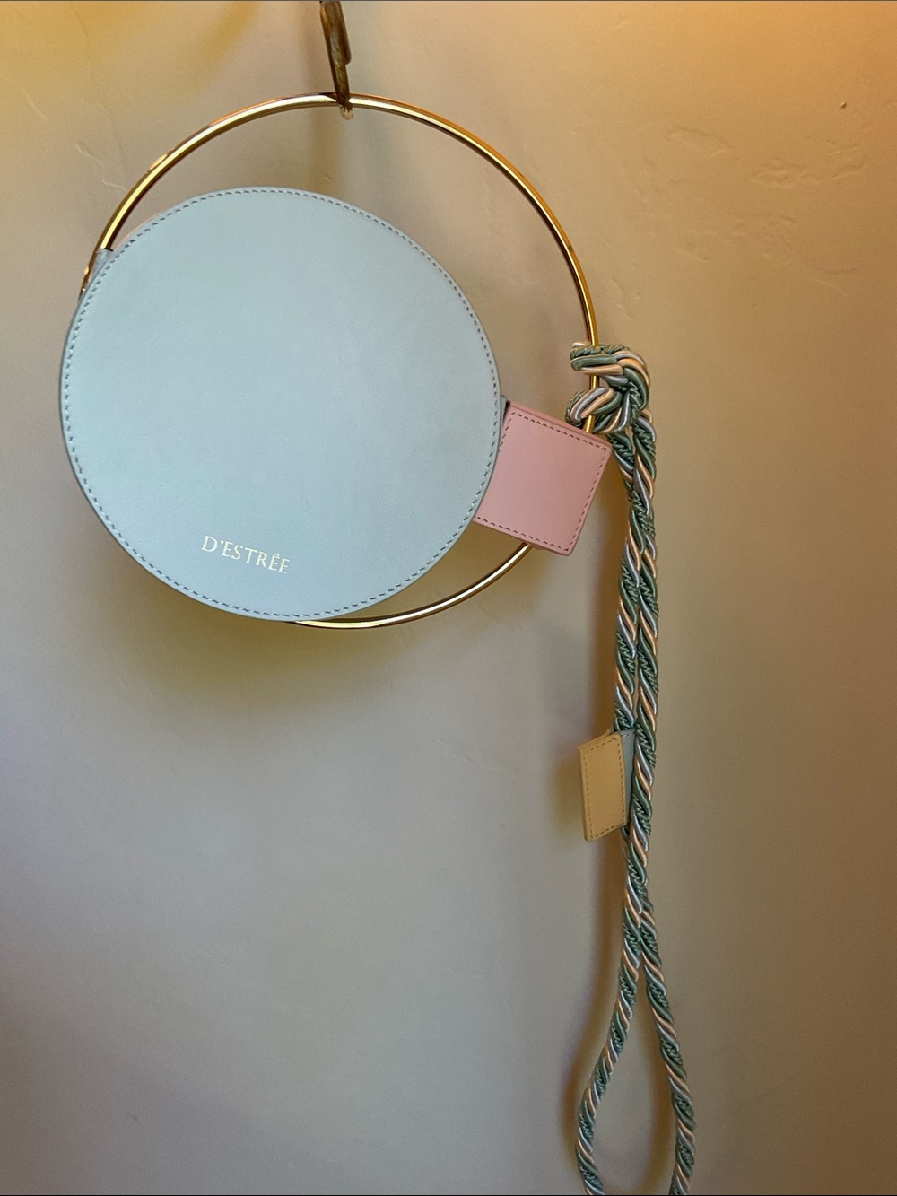 D’ESTREE Kieth Circlebag purse with gold metal frame